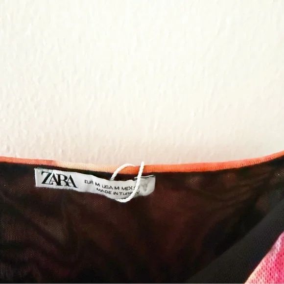 NEW Zara Fruit Stand Print Mesh Ruched Midi Bodycon Dress Size Medium (M) - Picture 4 of 6